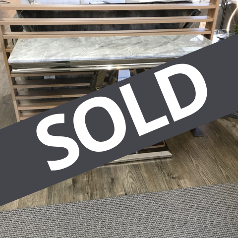 Abigail
Console
SOLD
VISIT US
Abigail
Console
SOLD
VISIT US