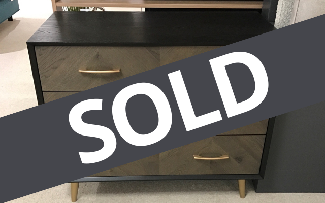Sydney
3 Drawer Chest
Was £862 Now £475
VISIT US
Sydney
3 Drawer Chest
Was £862 Now £475
VISIT US