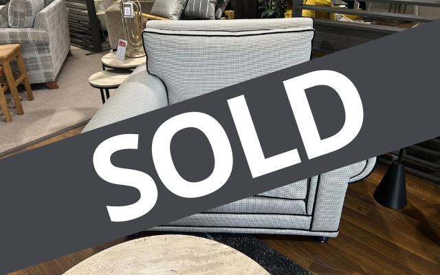 Windemere
Loveseat
Was £2,976 Now £1,299
VISIT US
Windemere
Loveseat
Was £2,976 Now £1,299
VISIT US