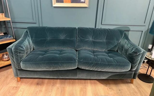 Alexander & James
Saddler Maxi Sofa
Was £1,770 Now £1,349
VISIT US
Alexander & James
Saddler Maxi Sofa
Was £1,770 Now £1,349
VISIT US