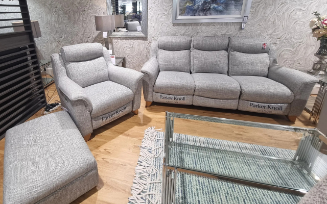 Parker Knoll Manhattan
3 Seater Recliner Sofa, Power Chair & Footstool
Was £5,274 Now £2,749
VISIT US
Parker Knoll Manhattan
3 Seater Recliner Sofa, Power Chair & Footstool
Was £5,274 Now £2,749
VISIT US