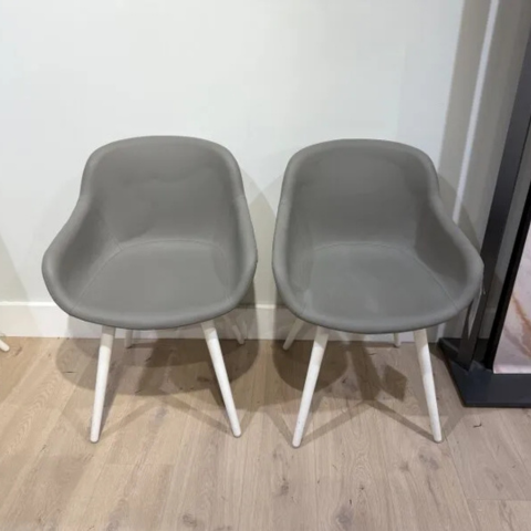 Calligaris
Igloo Dining Chairs
Was £1,142 Now £549
VISIT US
Calligaris
Igloo Dining Chairs
Was £1,142 Now £549
VISIT US