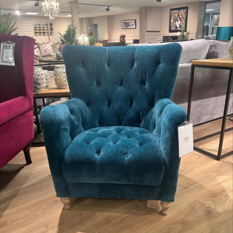 Alexander & James
Hansel Chair
Was £712 Now £545
VISIT US
Alexander & James
Hansel Chair
Was £712 Now £545
VISIT US