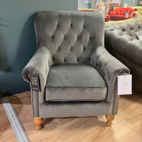 Alexander & James
Sofia Chair
Was £714 Now £489
VISIT US
Alexander & James
Sofia Chair
Was £714 Now £489
VISIT US