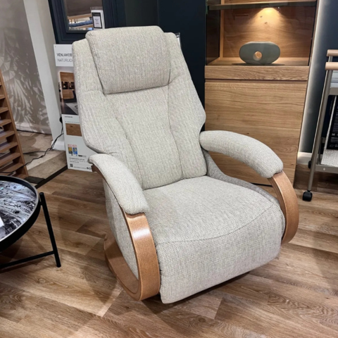 Himolla Mersey
Manual Recliner Chair
Was £2,214 Now £1,299
VISIT US
Himolla Mersey
Manual Recliner Chair
Was £2,214 Now £1,299
VISIT US