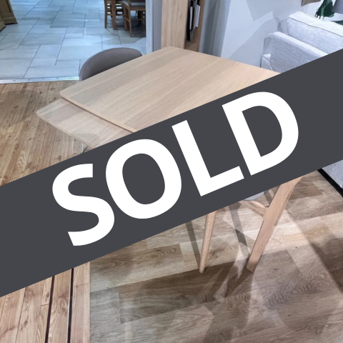 PBJ
Extending Small Dining Table & 2 Chairs
Was £1,859 Now £799
VISIT US
PBJ
Extending Small Dining Table & 2 Chairs
Was £1,859 Now £799
VISIT US