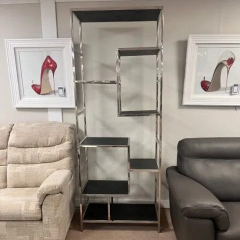 Blackbone
Display Unit
Was £1,639
Now £599
VISIT US
Blackbone
Display Unit
Was £1,639
Now £599
VISIT US