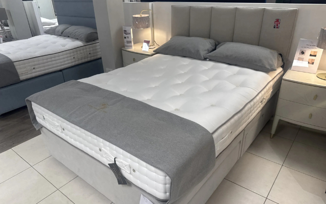Dartmoor
150cm Standard Sprung Divan Set
Was £4,038 £2,149
Now £1,999
VISIT US
Dartmoor
150cm Standard Sprung Divan Set
Was £4,038 £2,149
Now £1,999
VISIT US