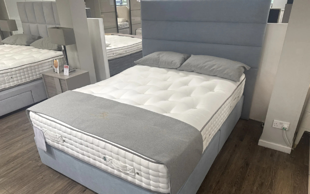 Chagford
150cm Luxury Firm Edge Divan Set
Was £5,991 £2,699
Now £2,499
VISIT US
Chagford
150cm Luxury Firm Edge Divan Set
Was £5,991 £2,699
Now £2,499
VISIT US
