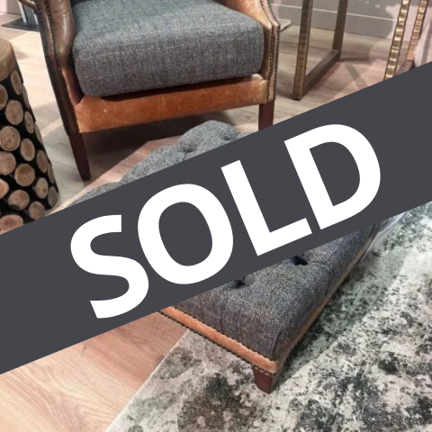 Vintage
Stool
Was £726 Now £479
VISIT US
Vintage
Stool
Was £726 Now £479
VISIT US