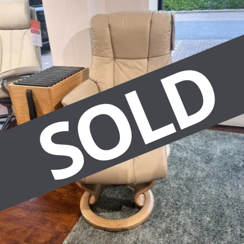 Stressless Mayfair
Small Swivel Chair
Was £1,988 Now £1,299
VISIT US
Stressless Mayfair
Small Swivel Chair
Was £1,988 Now £1,299
VISIT US