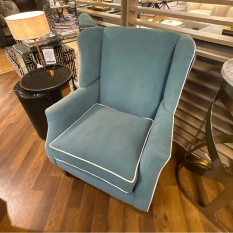 David Gundry
Stowe Compact Chair
Was £1,594 Now £1,275
VISIT US
David Gundry
Stowe Compact Chair
Was £1,594 Now £1,275
VISIT US