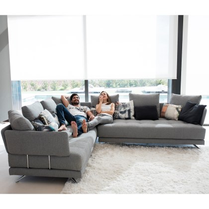 Fama Pacific Corner Group Fama Pacific Corner Group