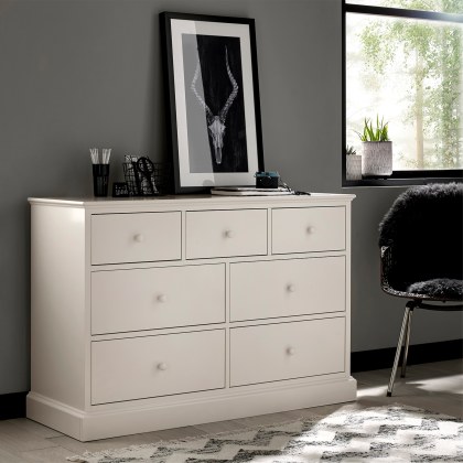 Ashley White 3+4 Drawer Chest Ashley White 3+4 Drawer Chest