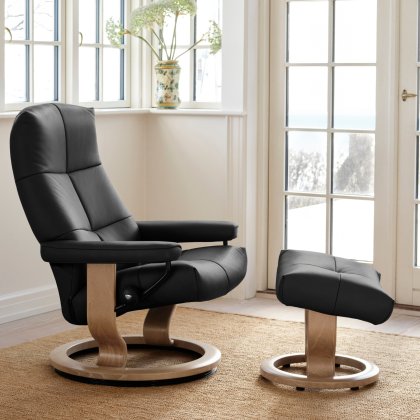 Stressless David Medium Chair & Stool Classic Base Stressless David Medium Chair & Stool Classic Base