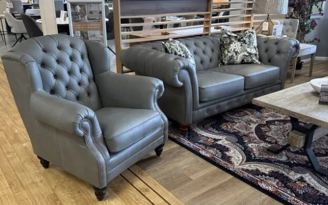 Chatsworth
2 Seater Sofa & Wing Chair
Was £4,094 Now £2,279
VISIT US
Chatsworth
2 Seater Sofa & Wing Chair
Was £4,094 Now £2,279
VISIT US