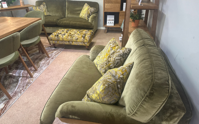 William
Large Sofa & Loveseat
Was £3,953 Now £2,599
VISIT US
William
Large Sofa & Loveseat
Was £3,953 Now £2,599
VISIT US