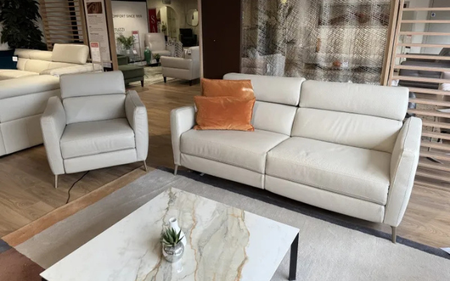 Greg
3 Seater Sofa & Electric Armchair
Was £6,197 Now £3,495
VISIT US
Greg
3 Seater Sofa & Electric Armchair
Was £6,197 Now £3,495
VISIT US