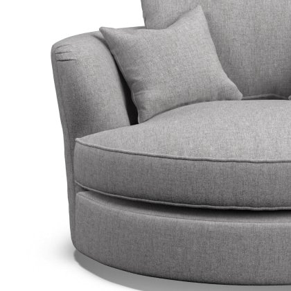 Melanie Cuddler Swivel Chair Melanie Cuddler Swivel Chair