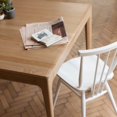 Ercol Romana Medium Extending Dining Table 4