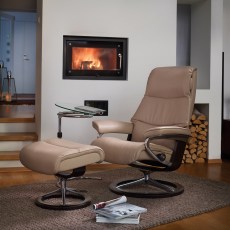 Stressless View Medium Chair & Stool Signature Base 8