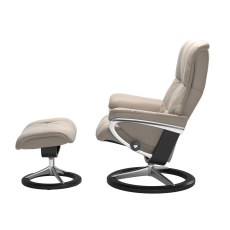 Stressless Mayfair Small Chair & Stool Signature Base 2