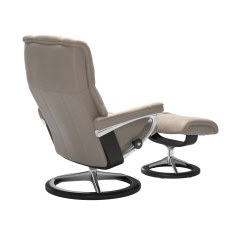 Stressless Mayfair Small Chair & Stool Signature Base 3