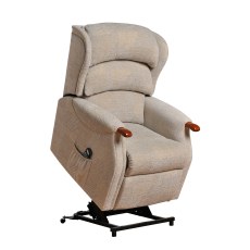 Celebrity Westbury Grande Riser Recliner Armchair 1