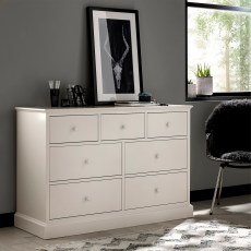 Ashley White 3+4 Drawer Chest 2