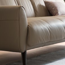 Natuzzi Editions Talento Loveseat 4