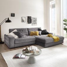 Linear Medium Chaise Sofa RHF 10